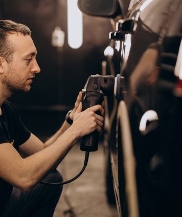 Car wash detailing station